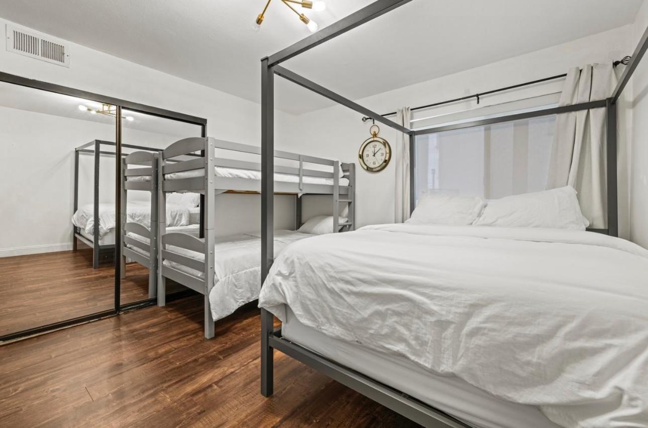 Elegant Hollywood Retreat - Spacious 2Br 2Ba Condo With Resort-Style Amenities Los Angeles Exterior photo